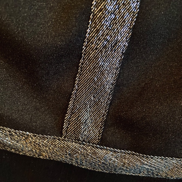 Black Blouse, Silver Detail, Sleeveless Fitted Top, Flared Bottom, Size S - Picture 6 of 9